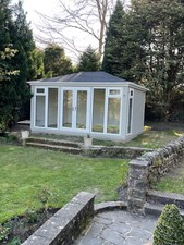 LUXURY FULLY INSULATED GARDEN