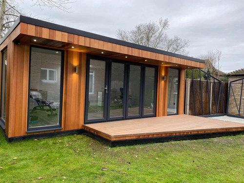 Insulated garden room - room,